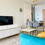 Intempo By Holuxe - 194 - 19th Floor